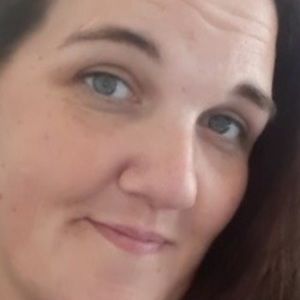 Meet your Posher, Stacie